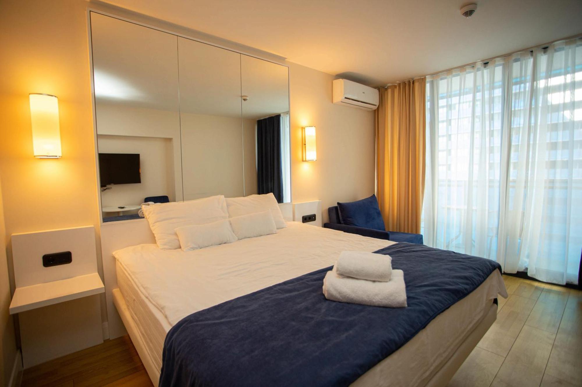 Luxsor & Gorgeous Sea Vlews Apartment Batumi Ngoại thất bức ảnh